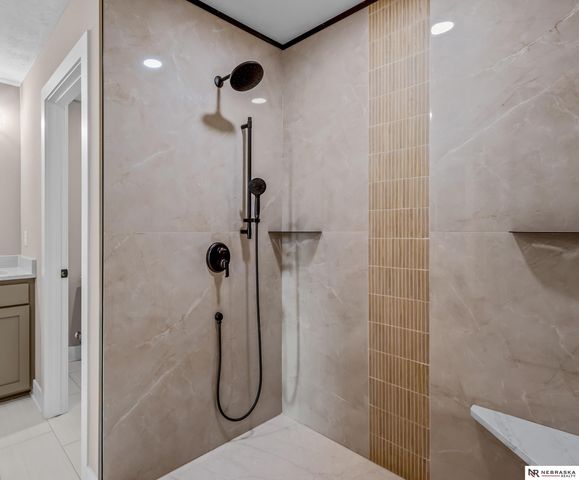 13555 S 49th Street, Papillion, NE 68133