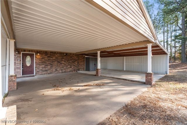2445 Hollow Tree Lane, Van Buren, AR 72956