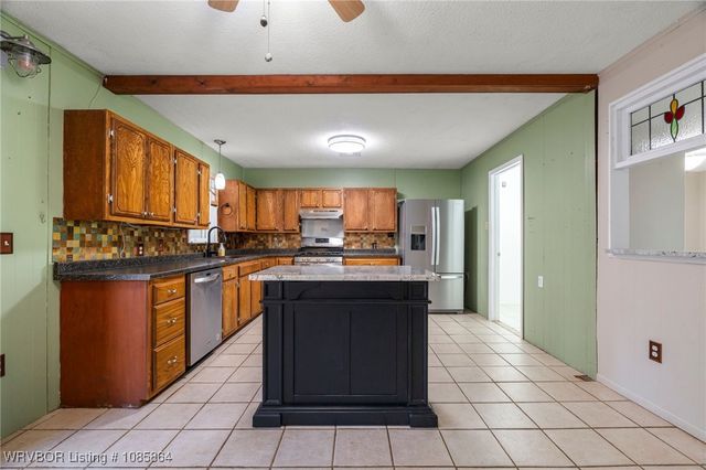 2445 Hollow Tree Lane, Van Buren, AR 72956