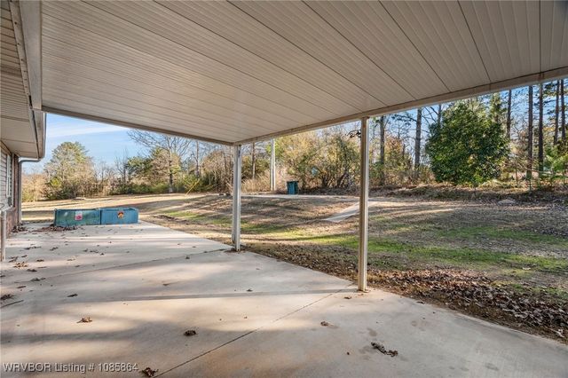 2445 Hollow Tree Lane, Van Buren, AR 72956