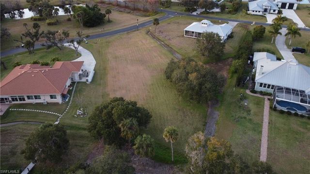 16520 Oakview CIR, Alva, FL 33920