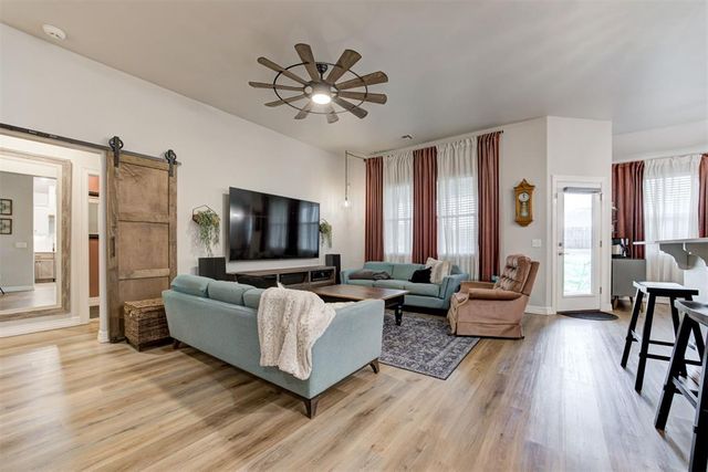 9461 NW 86th Street, Yukon, OK 73099