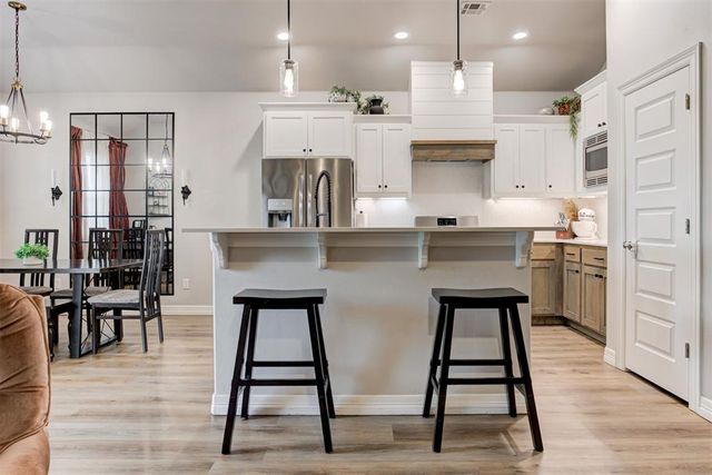 9461 NW 86th Street, Yukon, OK 73099