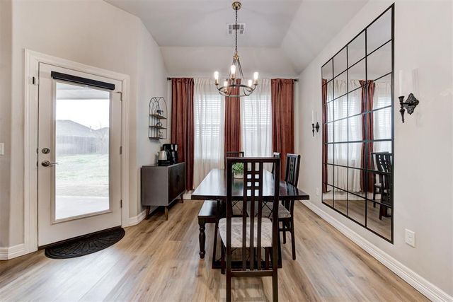 9461 NW 86th Street, Yukon, OK 73099