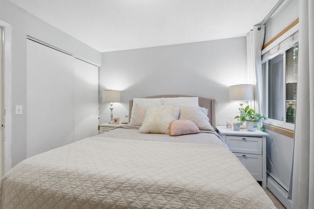 520 Ridgewood Avenue 107, Minneapolis, MN 55403