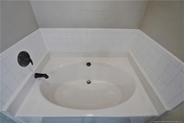 817 Hobson Road, Raeford, NC 28376