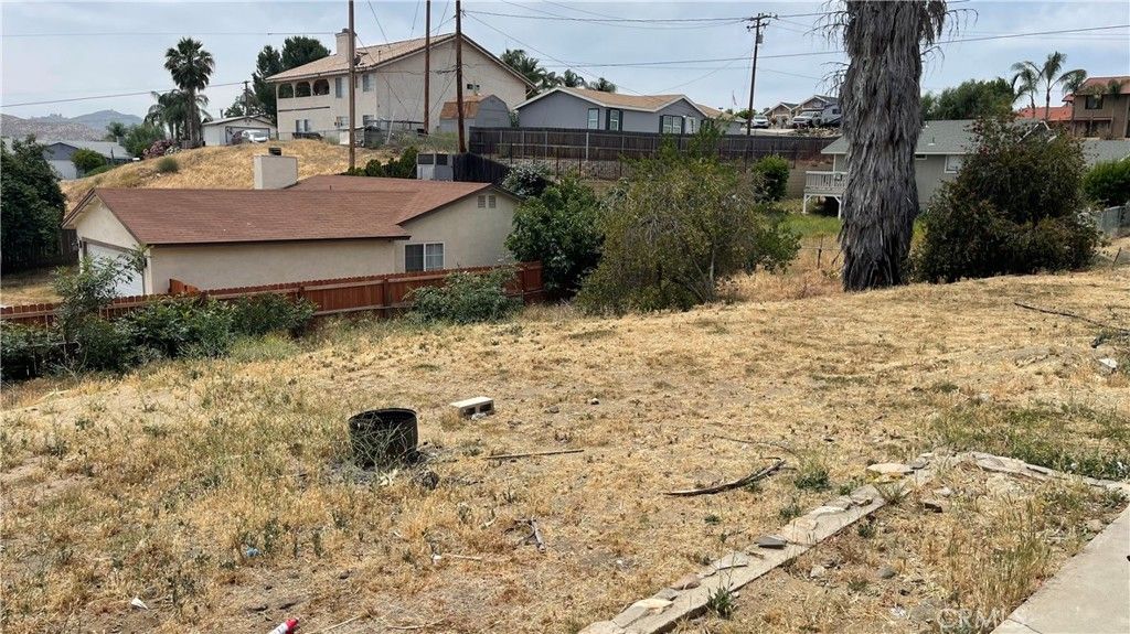 0 APN #351-043-011, Canyon Lake, CA 92587 — photo 4
