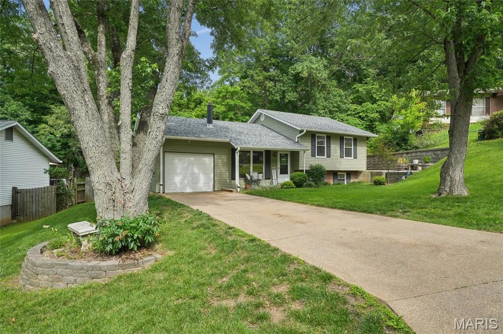 2115 Ayrshire Court, Imperial, MO 63052