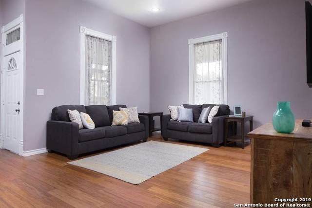718 N PINE ST, San Antonio, TX 78202