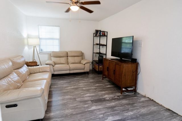 4031 Castor Street, Houston, TX 77022