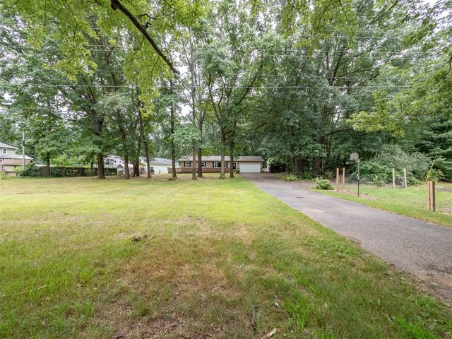 24115 44th Avenue, Mattawan, MI 49071