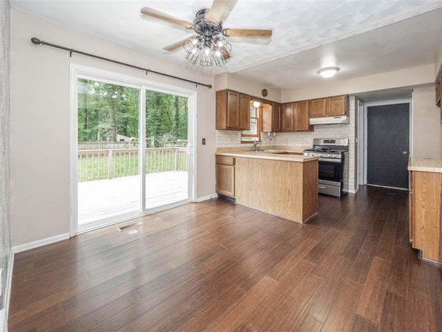 24115 44th Avenue, Mattawan, MI 49071