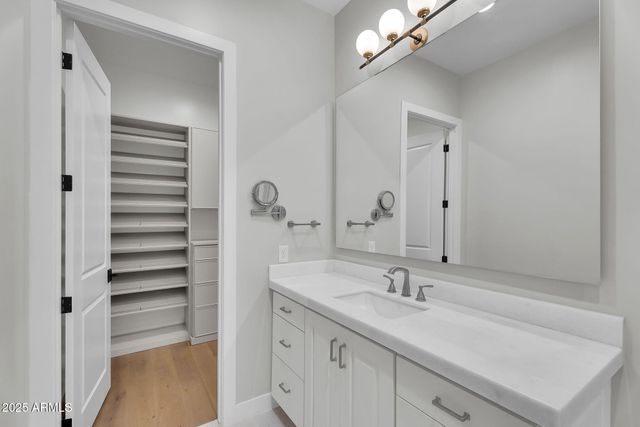 3918 E CRITTENDEN Lane, Phoenix, AZ 85018