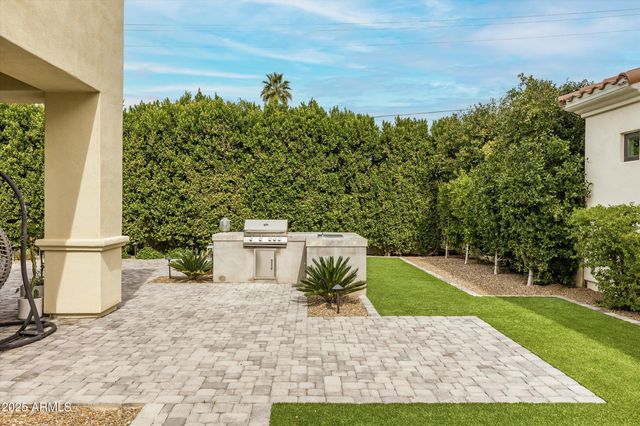 3918 E CRITTENDEN Lane, Phoenix, AZ 85018