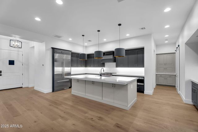 3918 E CRITTENDEN Lane, Phoenix, AZ 85018