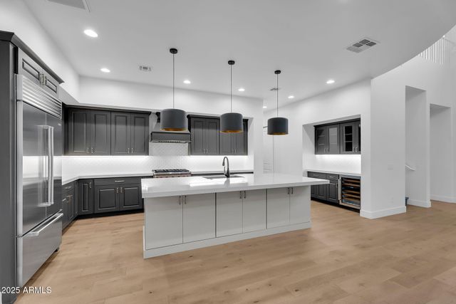 3918 E CRITTENDEN Lane, Phoenix, AZ 85018