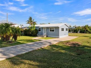 2880 8th AVE, St. James City, FL 33956