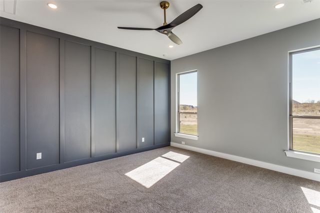 560 Aermotor Loop, Weatherford, TX 76085