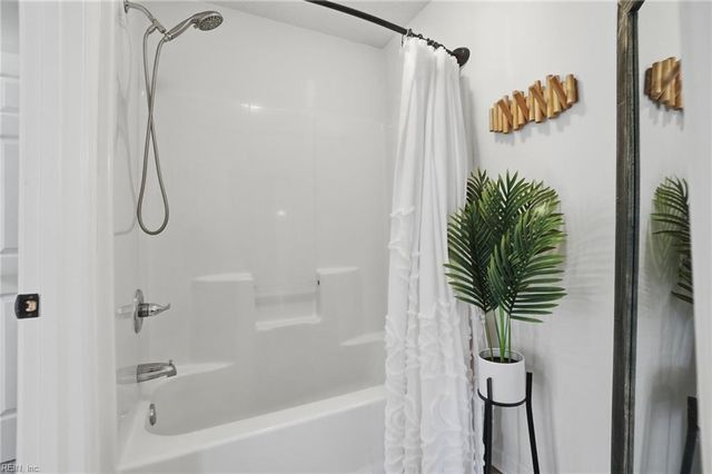 738 Harbor Springs TRL, Virginia Beach, VA 23462