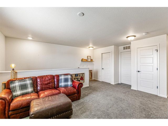 42891 Hawktree Cir, Elizabeth, CO 80107