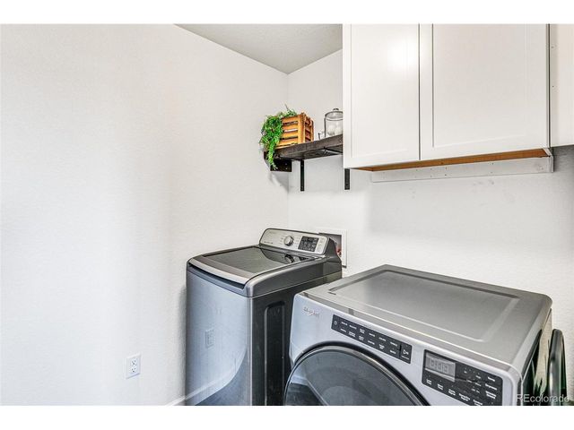 42891 Hawktree Cir, Elizabeth, CO 80107