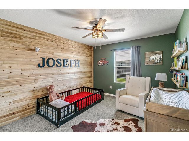 42891 Hawktree Cir, Elizabeth, CO 80107