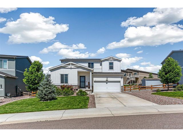 42891 Hawktree Cir, Elizabeth, CO 80107