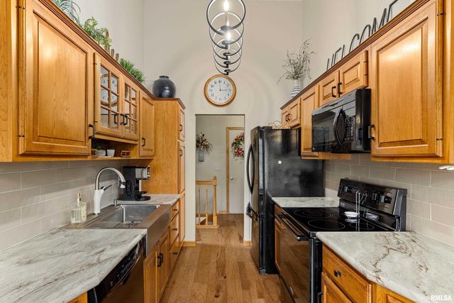 377 TEN MILE CREEK Road, Germantown Hills, IL 61548