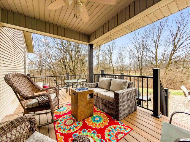 377 TEN MILE CREEK Road, Germantown Hills, IL 61548