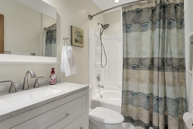483 Cumberland Drive, Columbus, OH 43213