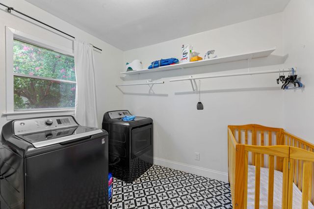 201 FAIRLANE DR, Round Rock, TX 78664