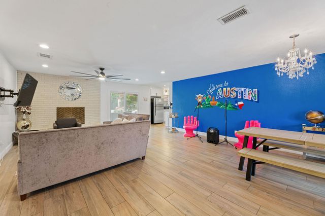 201 FAIRLANE DR, Round Rock, TX 78664