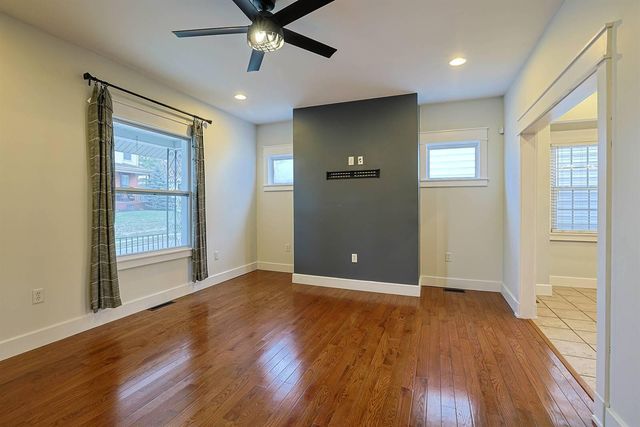 30 Indiana Avenue, Fort Thomas, KY 41075