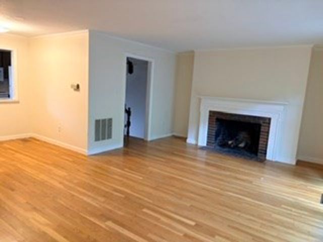 7 Bethel Road 8, Wellesley, MA 02481