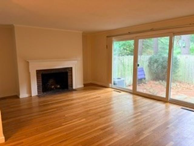 7 Bethel Road 8, Wellesley, MA 02481