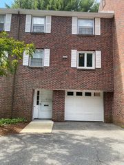 7 Bethel Road 8, Wellesley, MA 02481