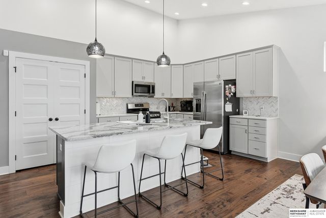 7806 S 184th Terrace, Omaha, NE 68136