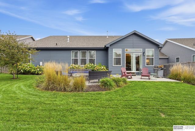 7806 S 184th Terrace, Omaha, NE 68136