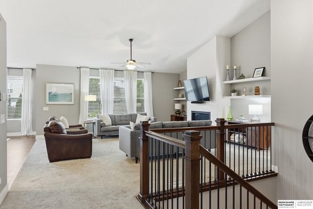 7806 S 184th Terrace, Omaha, NE 68136