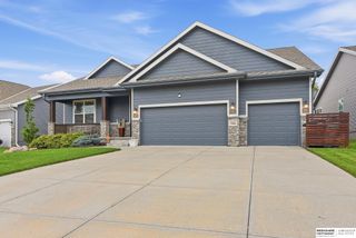 7806 S 184th Terrace, Omaha, NE 68136