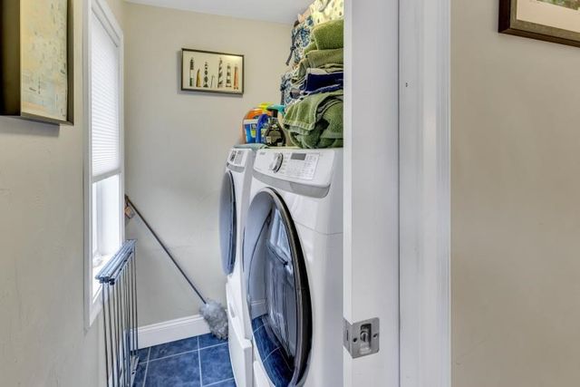 304 Red Brook Rd, Mashpee, MA 02649