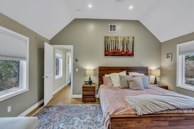 304 Red Brook Rd, Mashpee, MA 02649