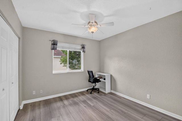 3117 N Evergreen Circle, Boynton Beach, FL 33426