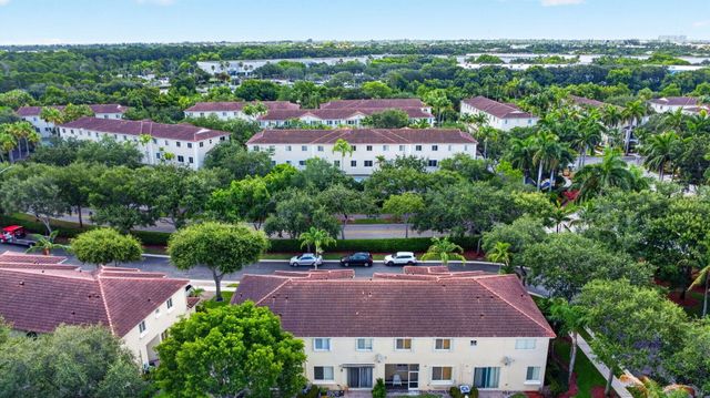 3117 N Evergreen Circle, Boynton Beach, FL 33426
