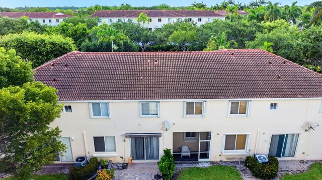 3117 N Evergreen Circle, Boynton Beach, FL 33426