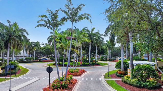 3117 N Evergreen Circle, Boynton Beach, FL 33426