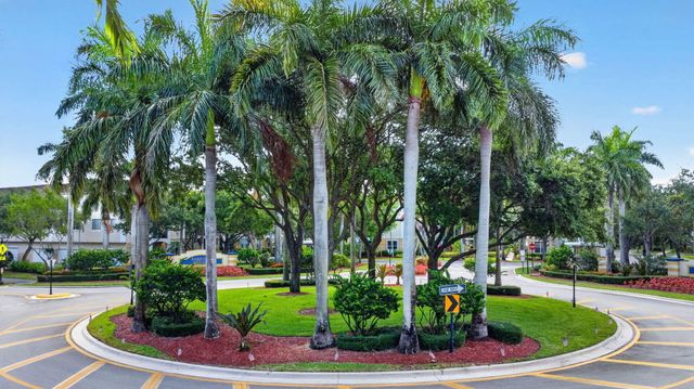 3117 N Evergreen Circle, Boynton Beach, FL 33426
