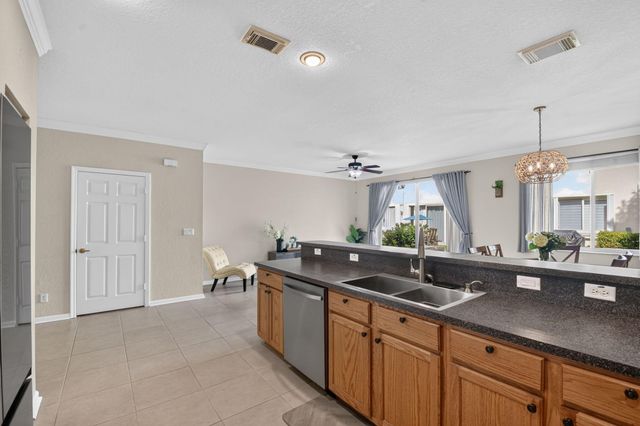 3117 N Evergreen Circle, Boynton Beach, FL 33426