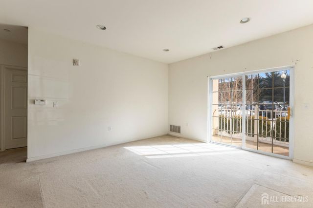 540 Cranbury Road 104, East Brunswick, NJ 08816
