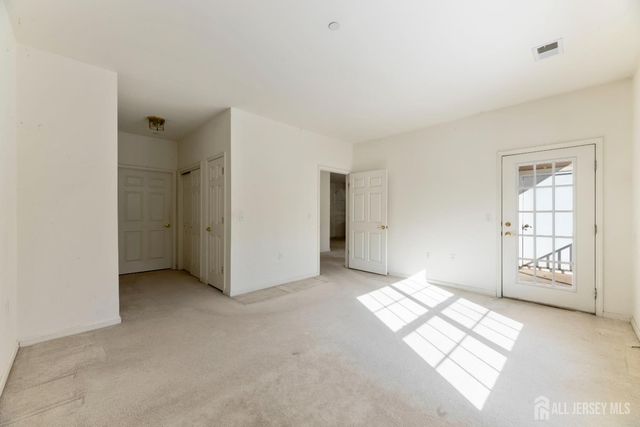 540 Cranbury Road 104, East Brunswick, NJ 08816